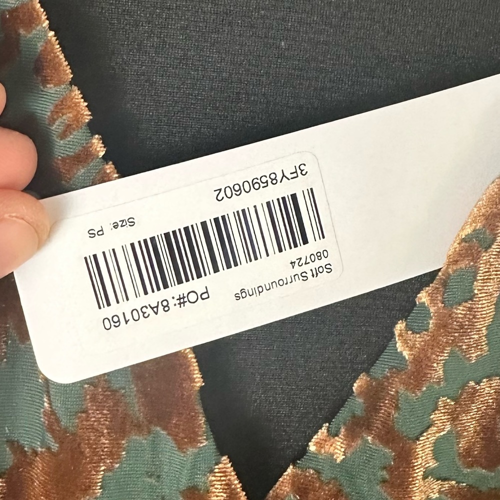 Soft Surroundings Vibrant Patterned Long Sleeve D… - image 3